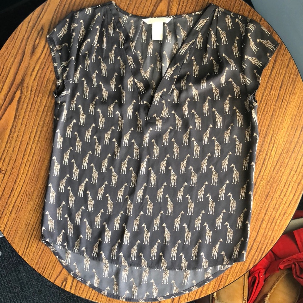 H&M Conscious Giraffe Top 2